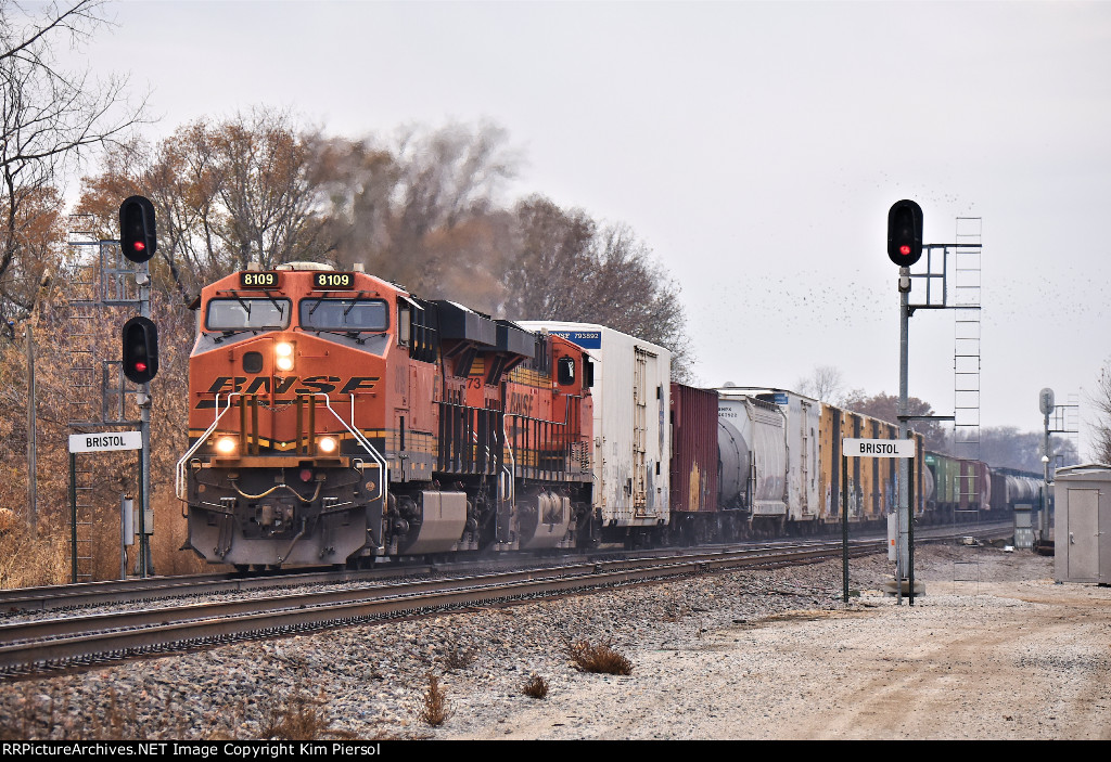 BNSF 8109